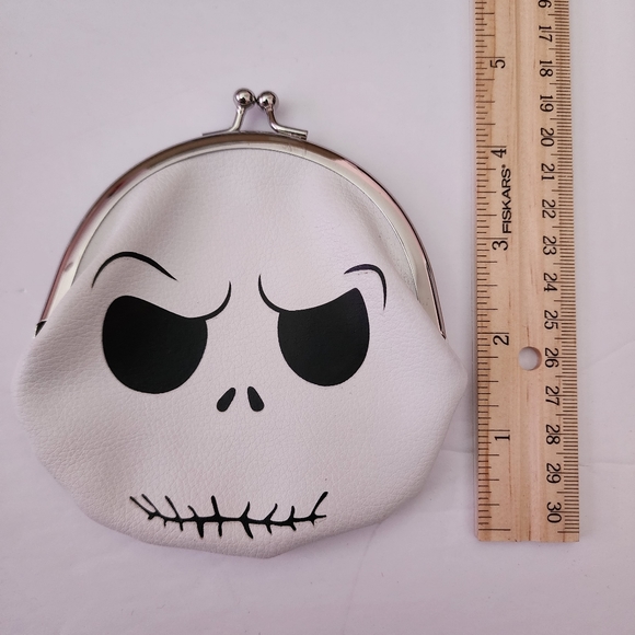 Nightmare Before Christmas Coin Pouch - White - Picture 6 of 8